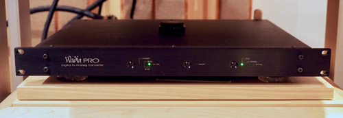 デジタル出力を写真上のDAコンバーターWadia PRO image v41_31